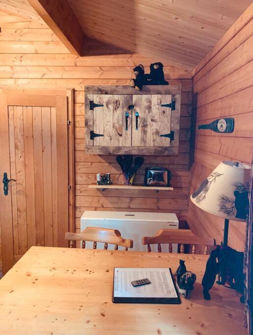 Honeybear Hideaway Cabin Hayward Εξωτερικό φωτογραφία