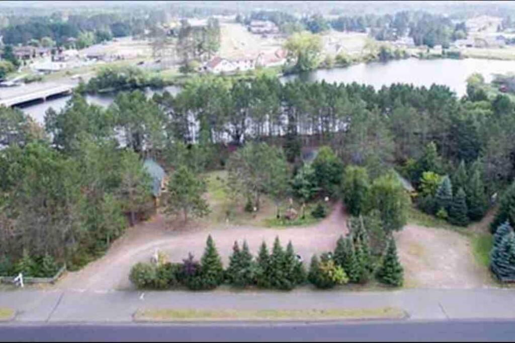 Honeybear Hideaway Cabin Hayward Εξωτερικό φωτογραφία